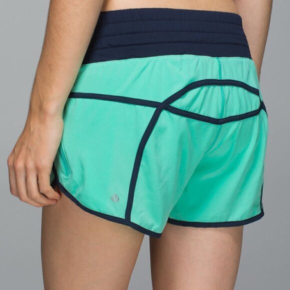 Lululemon Tracker Short II *4-way Stretch - 6 Menthol / Inkwell - Picture 2 of 6